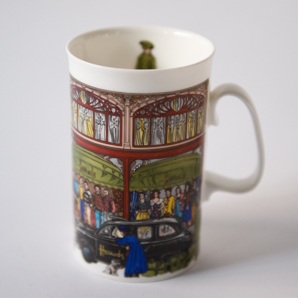 Harrods Knightsbridge Fine Bone China Mug | Made in England